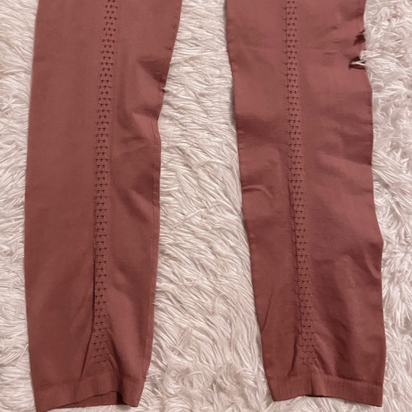 Free People Movement High-Rise Good Karma 7/8 Leggings - Picture 4 of 16